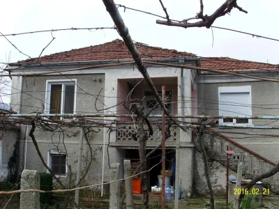 Продава КЪЩА