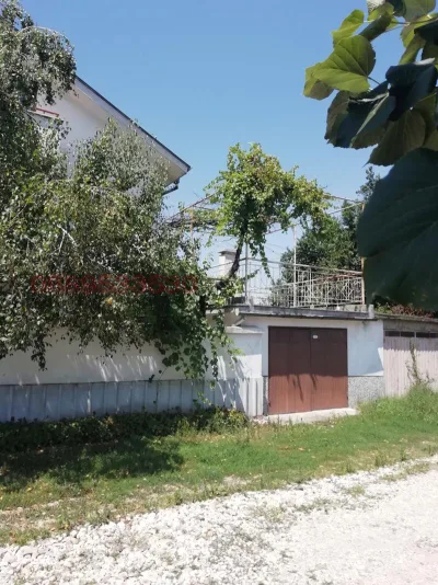 Продава КЪЩА