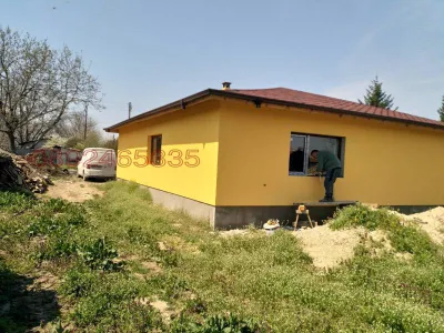 Продава КЪЩА