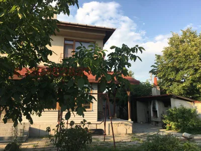 Продава КЪЩА