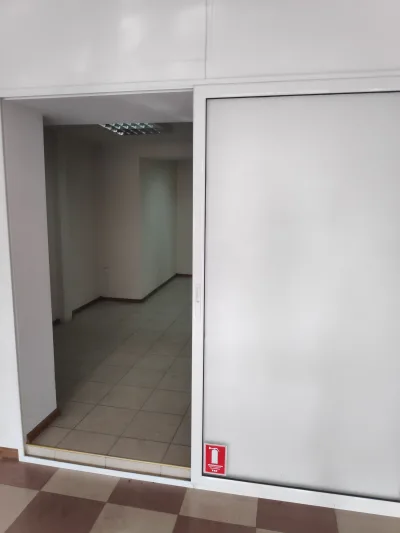 Отдава Магазини/офис на централен булевард
